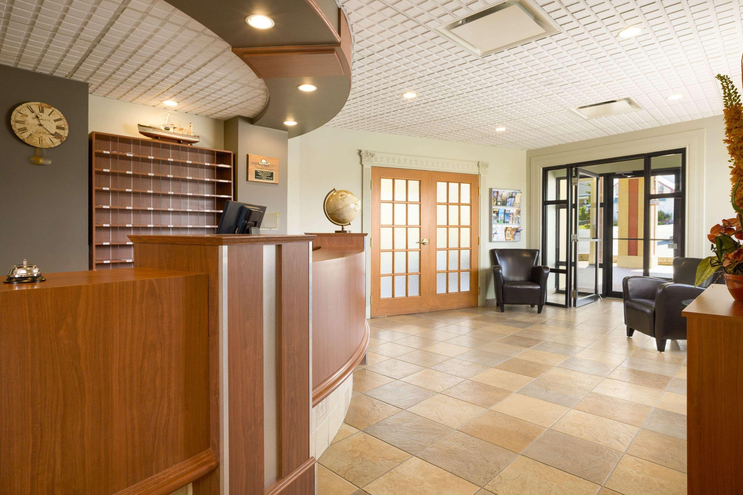Days Inn By Wyndham Rivière-du-Loup Exterior foto